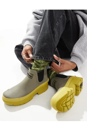 Barbour Nimbus contrast sole short wellington boots in khaki/limeade