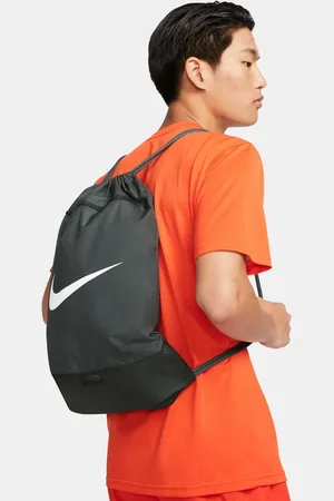 Nike Brasilia 9.5 drawstring bag in