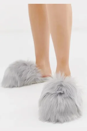 Loungeable Faux fur slipper in