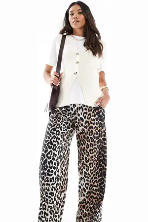 VERO MODA Wide leg pull on trousers in leopard print