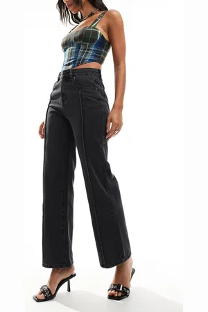 Urban Revivo Seam detail straight leg jeans in washed