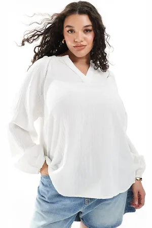 ONLY Cheesecloth v neck blouse in