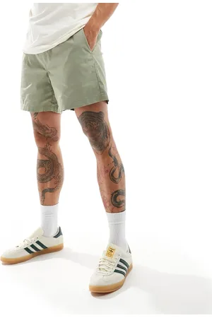 Weekday Zed regular fit shorts in khaki