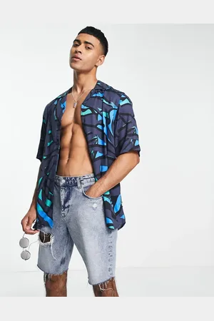 Only & Sons Short sleeve shirt in enlarge palm print in co-ord