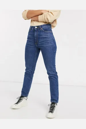 Monki Kimomo high waist mom jeans with cotton in dusty - MBLUE