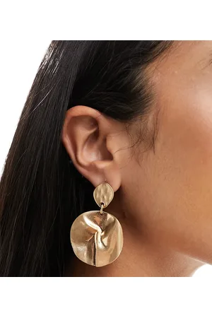 DesignB London Hammered circular statement stud earrings in