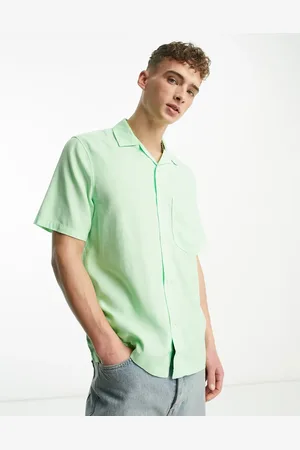 Weekday Chill short sleeve shirt in light