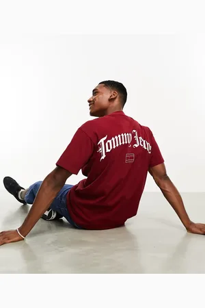 Tommy Hilfiger Relaxed grunge arch back logo t-shirt in