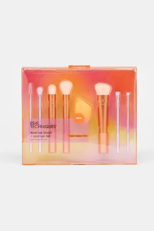 Real Techniques Level Up Brush and Sponge Set (save 50%)