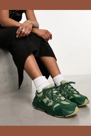 Nike Tech Hera trainers in dark