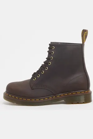 Dr. Martens 1460 8-eye boots in