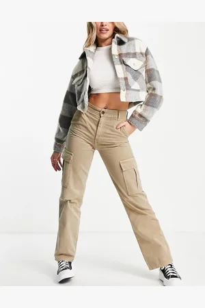 Stradivarius STR straight leg cargo trouser in stone