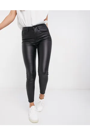 Stradivarius Coated push up jean in