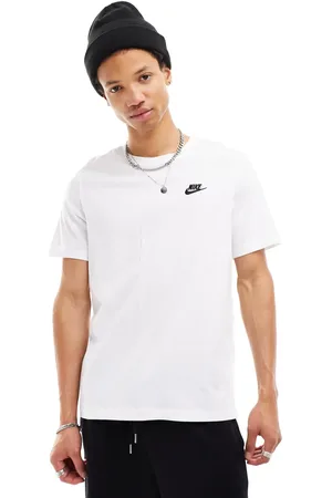 Nike Club t-shirt in