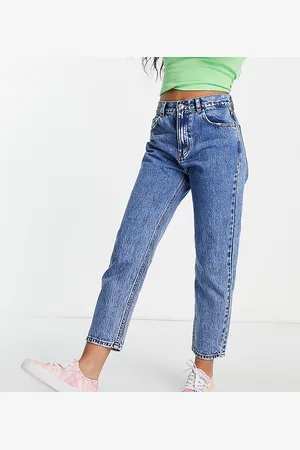 Pull&Bear Petite basic mom jean in medium