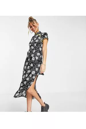 COLLUSION Short sleeve midi dress with side split in floral print