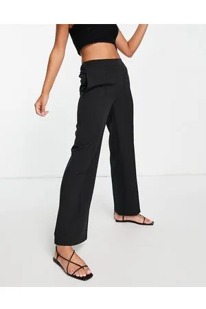 Pieces® Pleated detail wide leg tailored trousers in