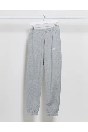Nike Club cuffed jogger in