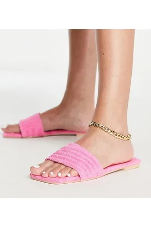 Pink sandals wide discount fit