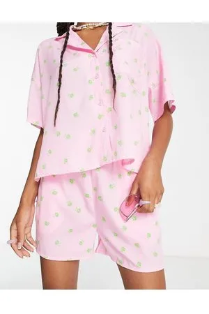 Noisy May Ruched waist shorts in ditsy print