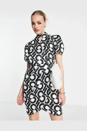 Closet Pleated wrap dress in mono print