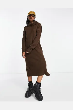 ONLY Roll neck midi jumper dress in chocolate