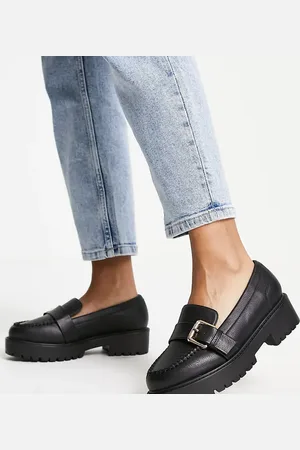 Yours Chunky loafer with buckle detail in