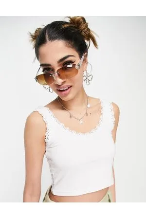 Daisy Street Cropped ribbed vest with lace trim in white