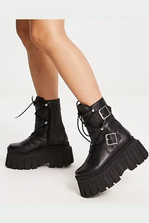 ASOS Armour premium leather hardwear boots in