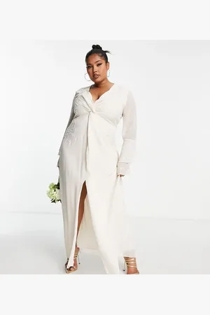 HOPE & IVY Bridal tiered sleeve embroidered maxi dress in ivory
