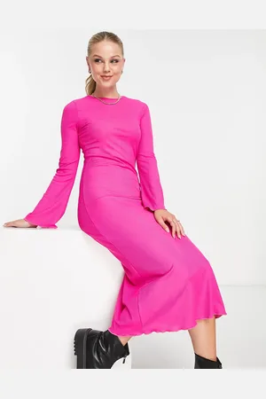 New Look Lettuce edge flared sleeve ribbed midi dress in bright