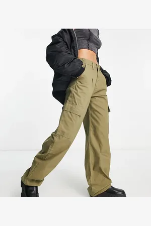 ASOS ASOS DESIGN Tall oversized cargo trouser in olive