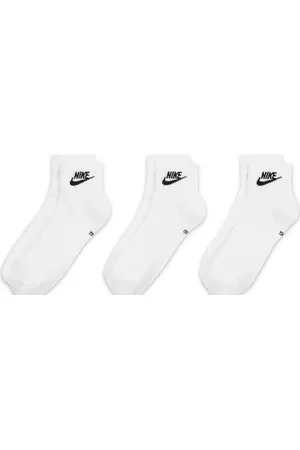 Nike Everyday Essential 3 pack ankle socks in