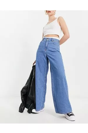 Lee Drew high rise baggy jean in mid wash