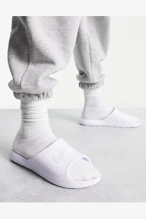 Nike Victori one shower sliders in