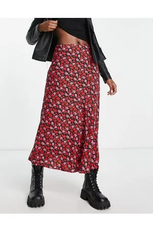 Miss Selfridge Bias maxi skirt in rose print