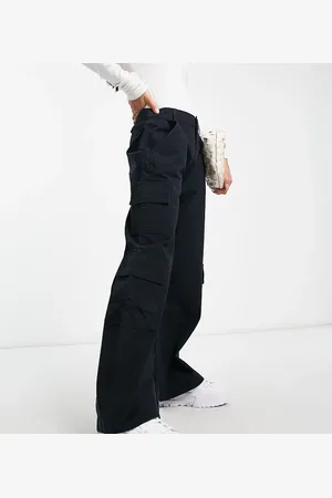 ASOS ASOS DESIGN Petite oversized cargo trouser with multi pocket in