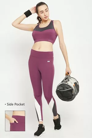 Set of Medium Impact Racerback Sports Bra and High Waist Ankle Length  Sports Leggings With Pockets