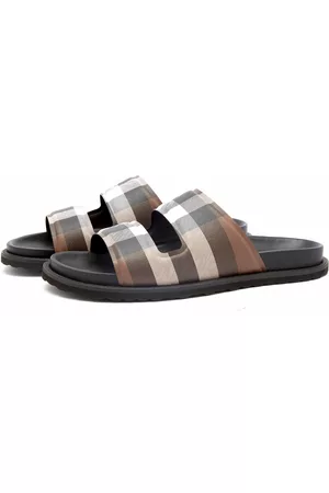 Mens burberry slides online sale