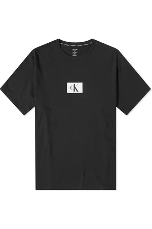 Calvin Klein Jeans Big & Tall Monogram Chest Logo Oversized T-Shirt