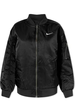 Nike Women's Sportswear Varsity Bomber Jacket, Black, Size: Xs