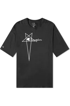 Tommy store end merch