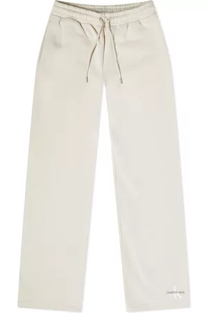 These 13 Spring-Ready Amazon Lounge Pants Are Under $50