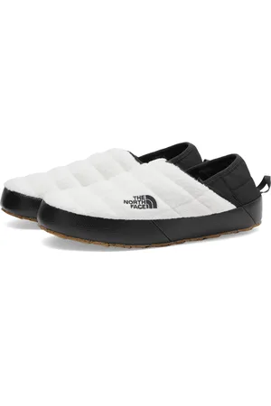 Latest The North Face Nuptse Flip Flops Slippers Men FASHIOLA.in