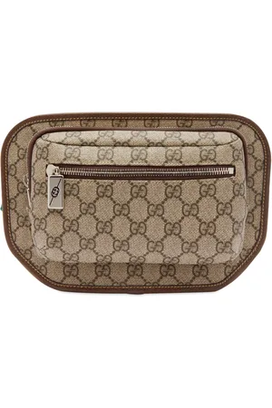 GG Supreme Passport Holder in Beige - Gucci