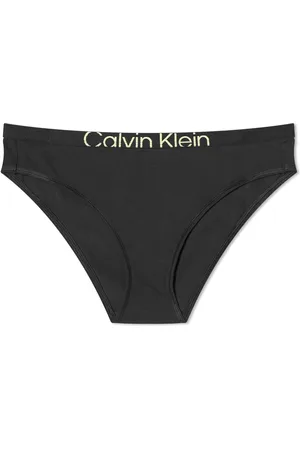 Calvin Klein Underwear Medium Coverage Underwired Heavily Padded Plunge Bra  QF7408ADXAT