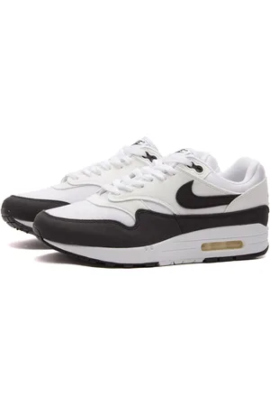 Buy Nike Sneakers & Casual shoes for Men Online | FASHIOLA.in