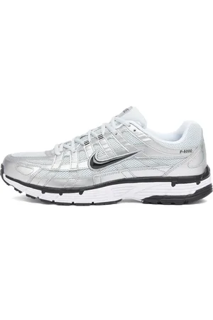 Nike W P-6000 Sneakers in