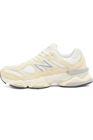 New Balance U9060WNB Sneakers in