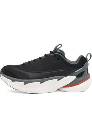 Hoka One One Elevon X in